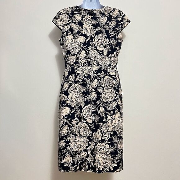 SALE!! Ann Taylor Navy Floral Sheath Dress Size 6 - Picture 4 of 10